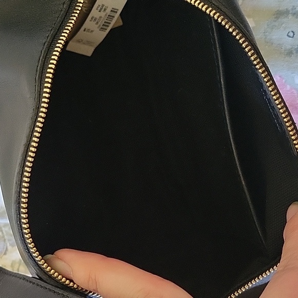 Madewell Sling Crossbody Bag - Picture 5 of 7